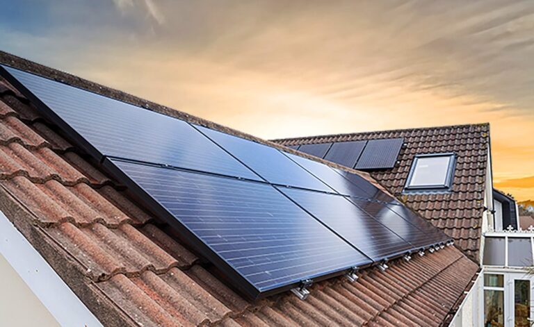 5 Crucial Financial Considerations for Residential Solar Installation